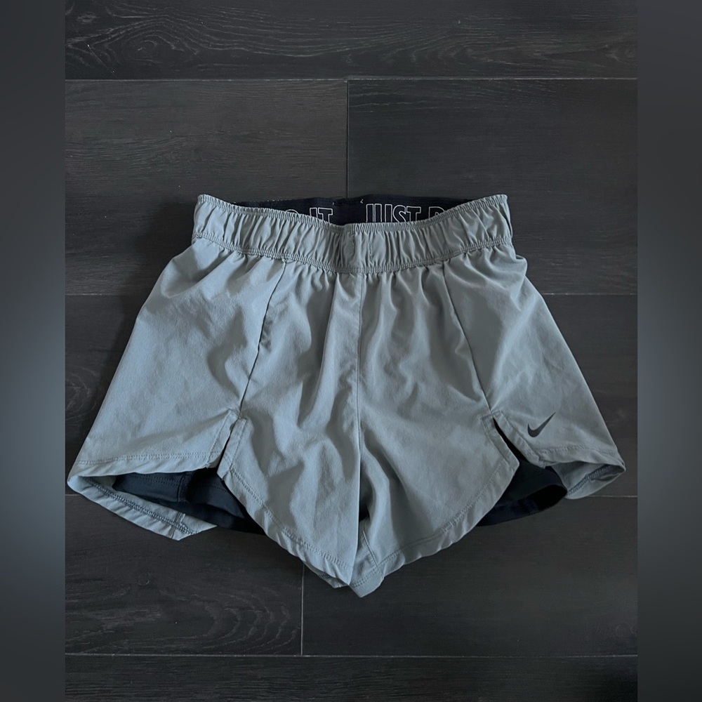 NIKE Training Shorts